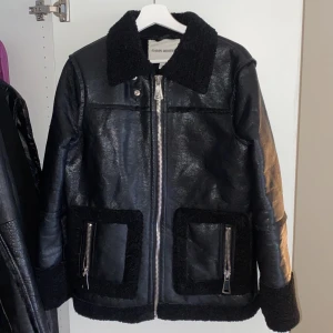 Carin Wester skinnjacka - Storlek 36, sparsamt använd. 