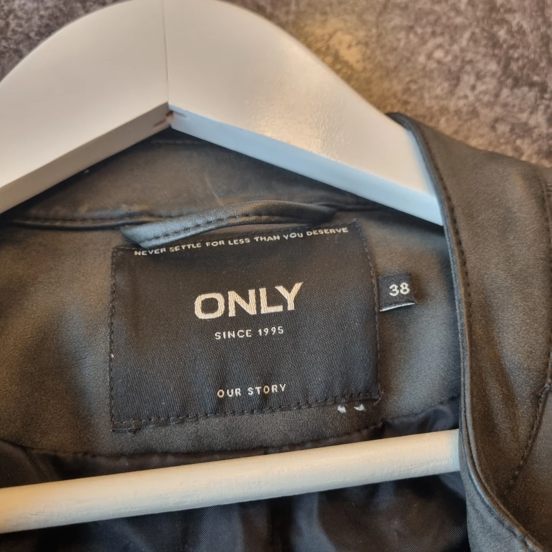 Läderimitation jacka - 90