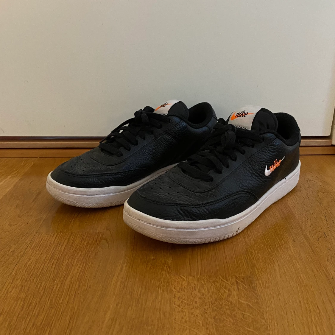 Nike Wmns Court Vintage Premium