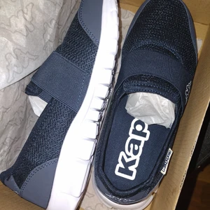 KAPPA WALKING SKOR, NYA EJ TESTADE, STL 38 - KAPPA WALKING SKOR, NYA EJ TESTADE, STL 38. Nypris 499 kr. 