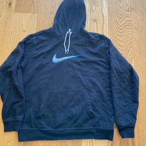 Nike hoodie - Size XL Passar M/L