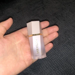 Sheglam kallare Contour  - Sheglam kallare Contour  Har använt 1 gång 