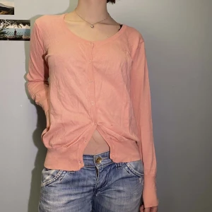 Rosa kofta - Fin rosa kofta i bra skick! Pris kan diskuteras🎀