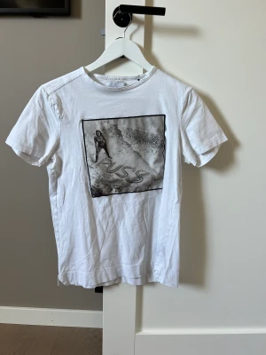 Limitato t-shirt - Limitato t-shirt Bra skick