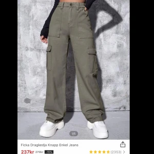 Byxor - Dessa byxor från shein i storlek S (passar 36-38 skulle jag tro. Orginal pris 279:- säljer för 100:- + frakt. Helt oanvända, säljer för dom va för stora.