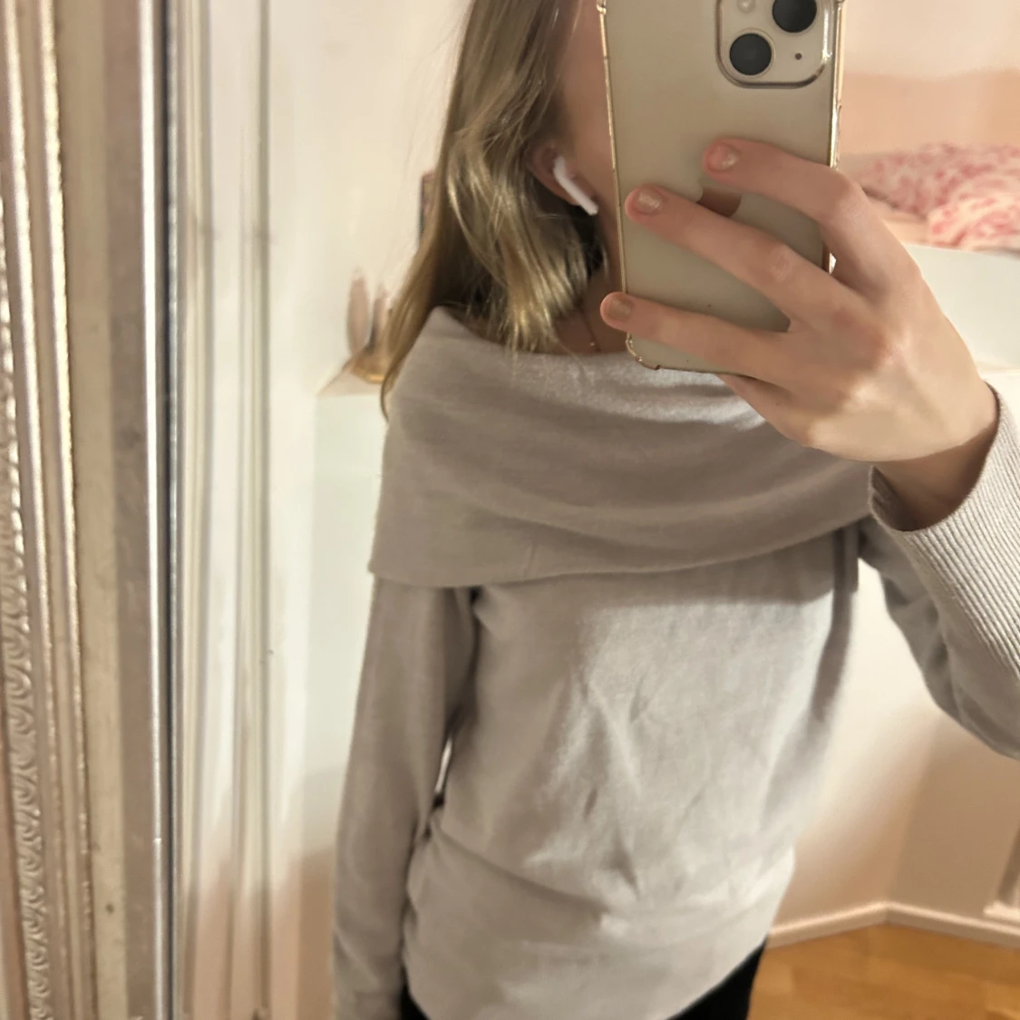 Off shoulder grå tröja
