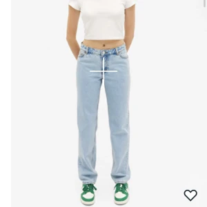 Monki Jeans - Jätte fina byxor från monki✨Nästan aldrig använda, Säljer dem pågrund av att de har blivit för stora för mig. 