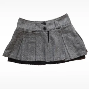 Minikjol - Super bra skick! Ska nog vara midrise men passar ej på mig🥲💕