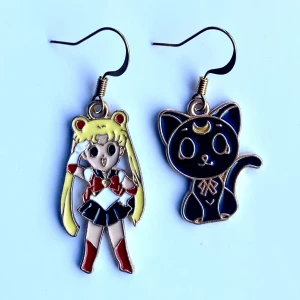Sailor moon örhängen ❤️ - Nickelfria krokar och fri frakt ❤️