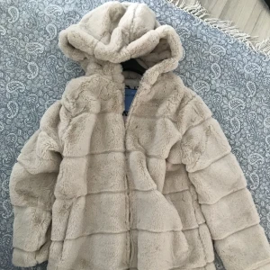 Fusk päls - Fusk päls helt ny varm och mjuk 