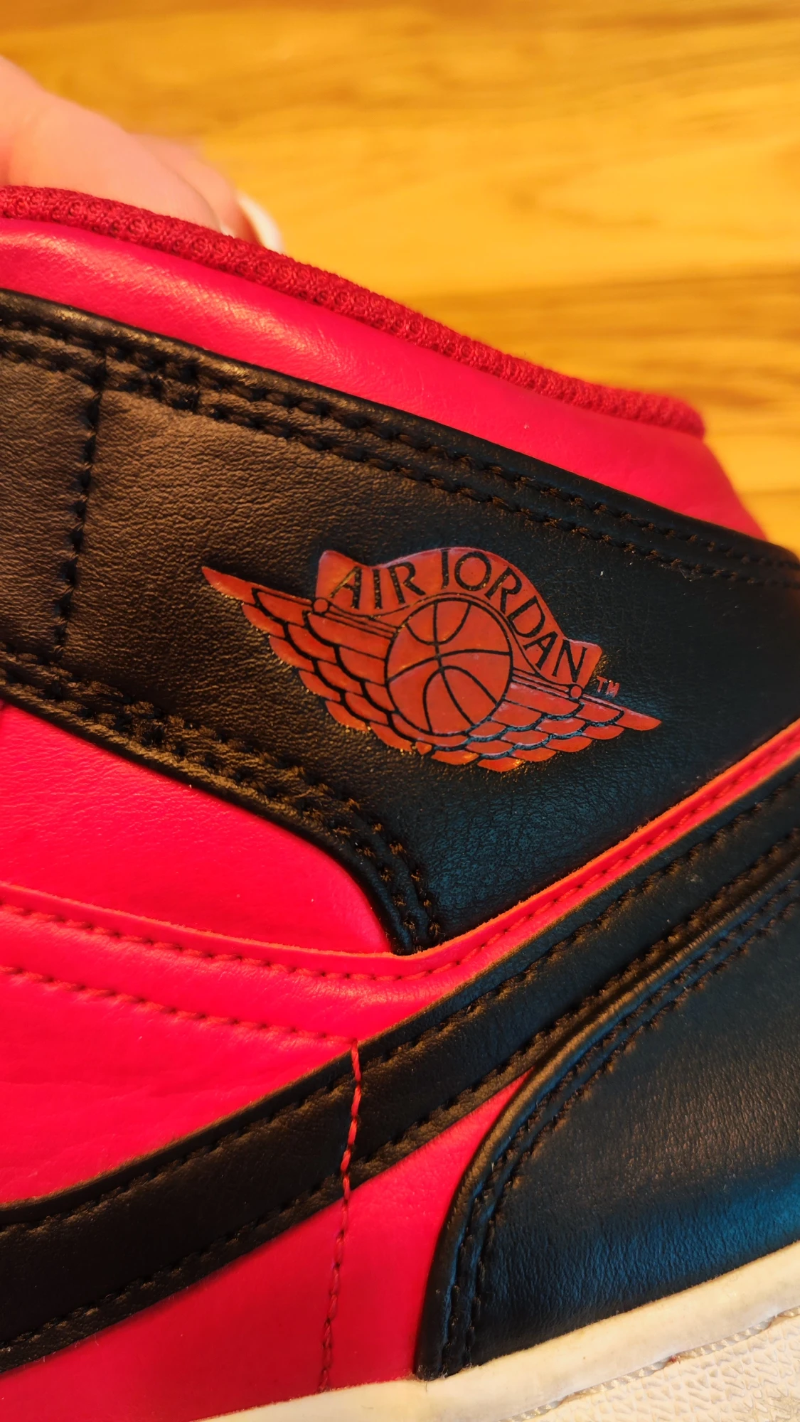 Nike air jordan 1 mid  - 90