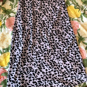 leopard kjol - långkjol med leopardmönster i satin. superfin!!💗
