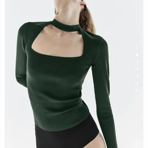 Grön topp från zara  - Skit snygg topp ifrån zara! Använd fåtal gånger