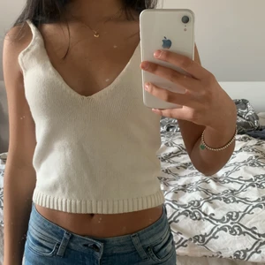 stickad topp - såå fin stickad topp från ginatricot💕 tror inte den säljs längre!