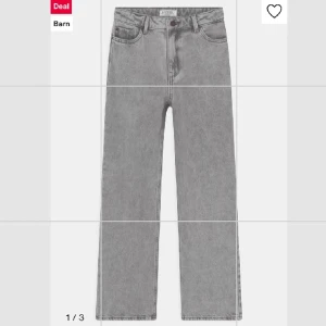 Jeans  - Knappt använda 