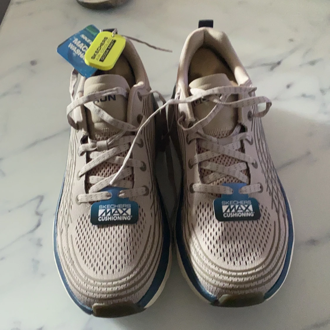 Helt nya herr Skechers 