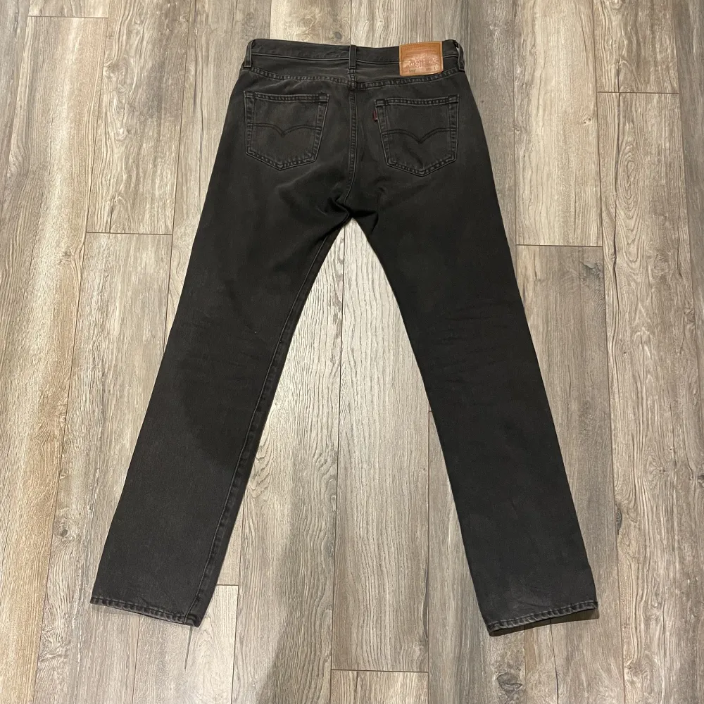 Levis 501 jeans, nästintill oanvända, W30 L32. Jeans & Byxor.