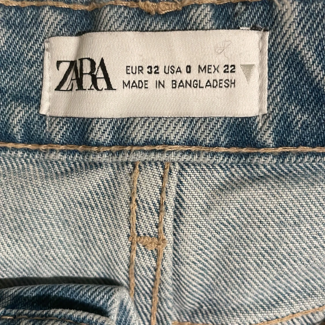 Zara Jeans  - 90