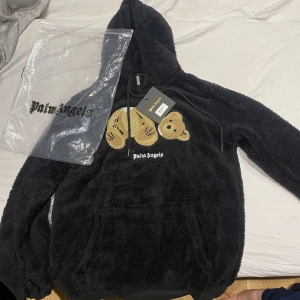 Palm angels hoodie  - Fluffig Palm angels hoodie.