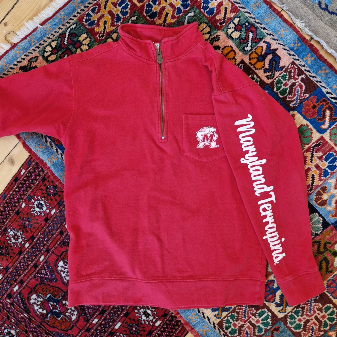 College crewneck half-ziphalf zip