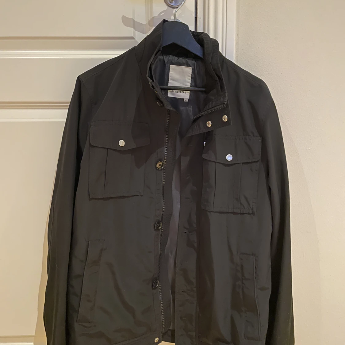 J Lindberg jacka