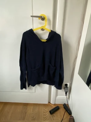 Stickad tröja - Så fin tröja från zara med en båtbrand (eller vad d nu heter)