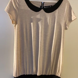 Klänning  - Bra skick. Enkel klänning 