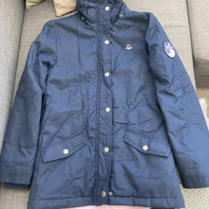 Vinterjacka  - Mörkblå vinterjacka