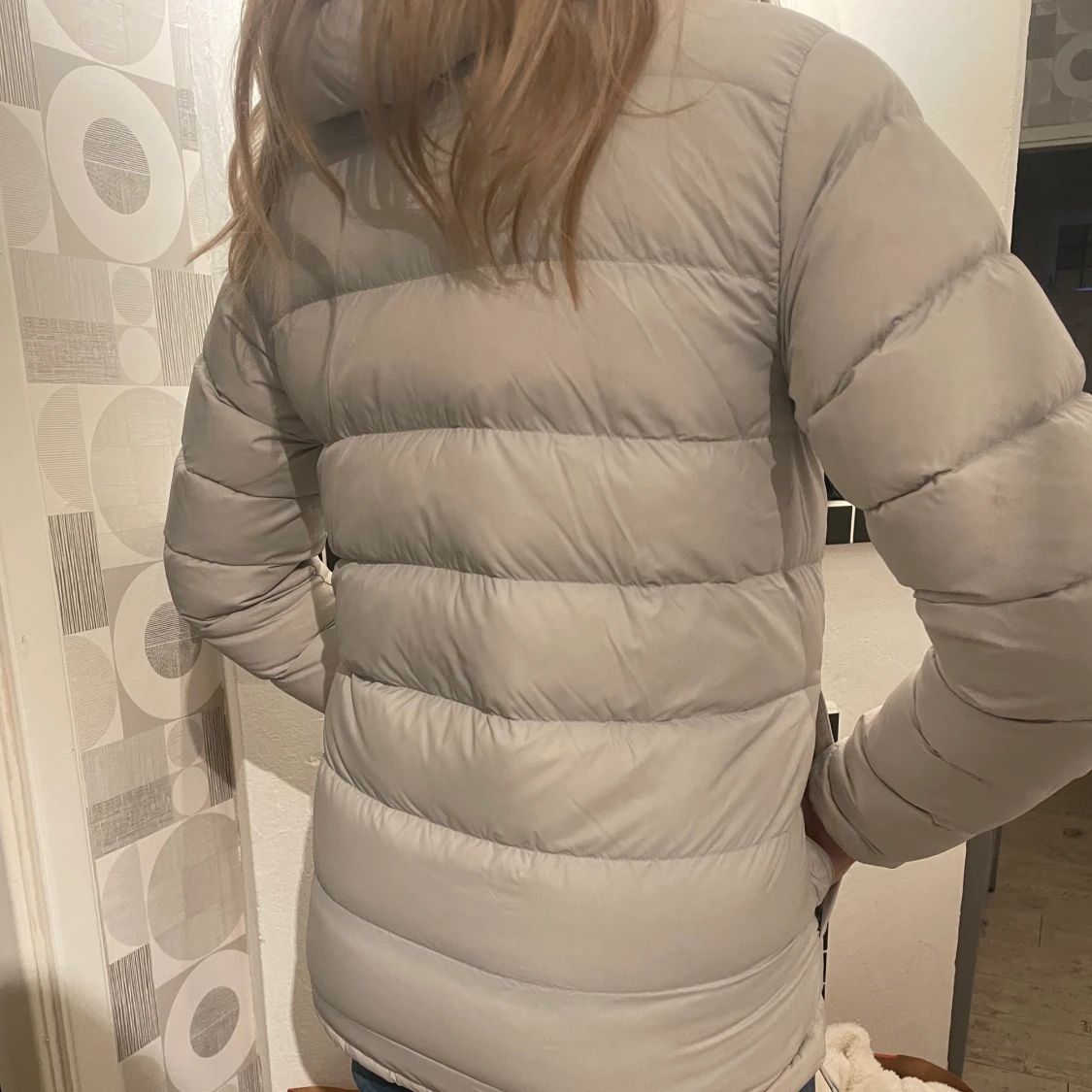 Ljusgrå peak performance jacka  - 91