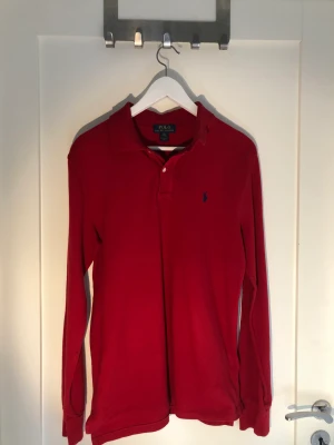 Polo Ralph lauren långärmad piké - En oanvänd Ralph lauren piké i storleken XL (mer som L).