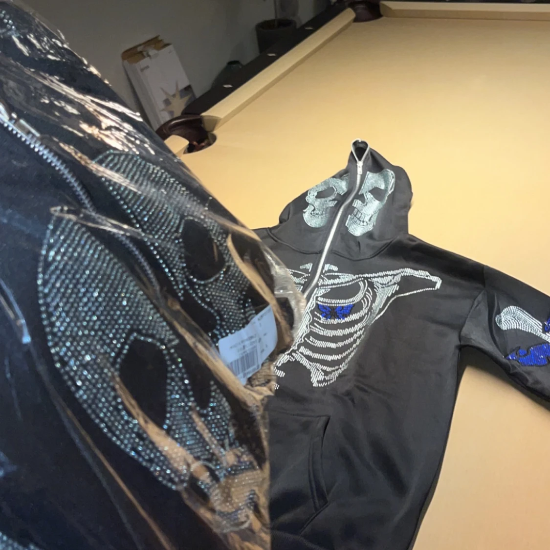 Rhinestone hoodie  - 91