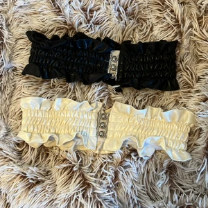 Bälten  - Två häftiga bälten som töjer sig.