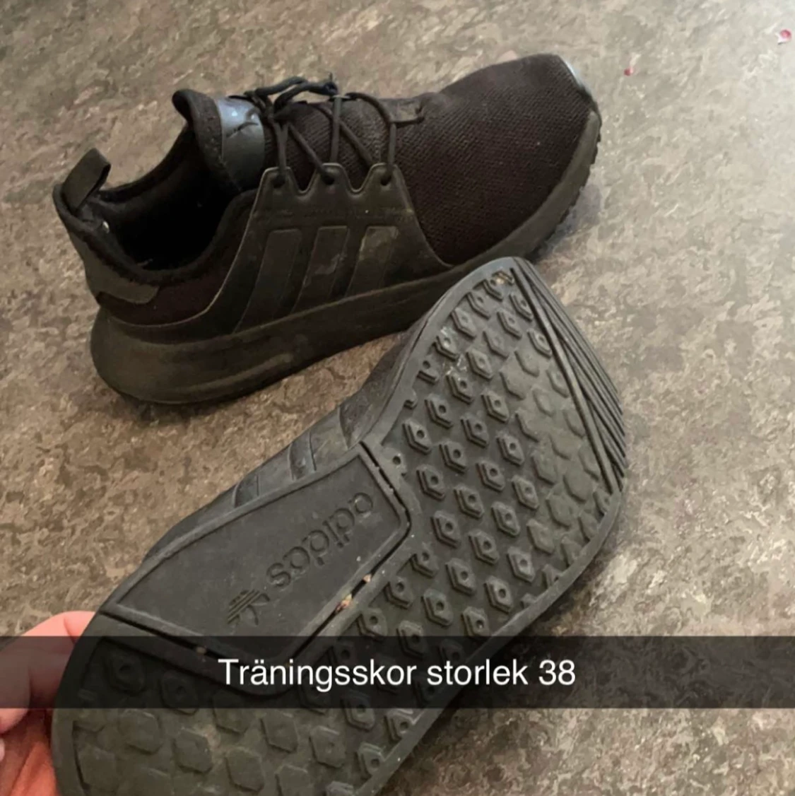 Adidas skor 