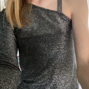 Fest topp - Säljer denna typ oanvända fest toppen i storlek XS 💞 Den sticks inte!