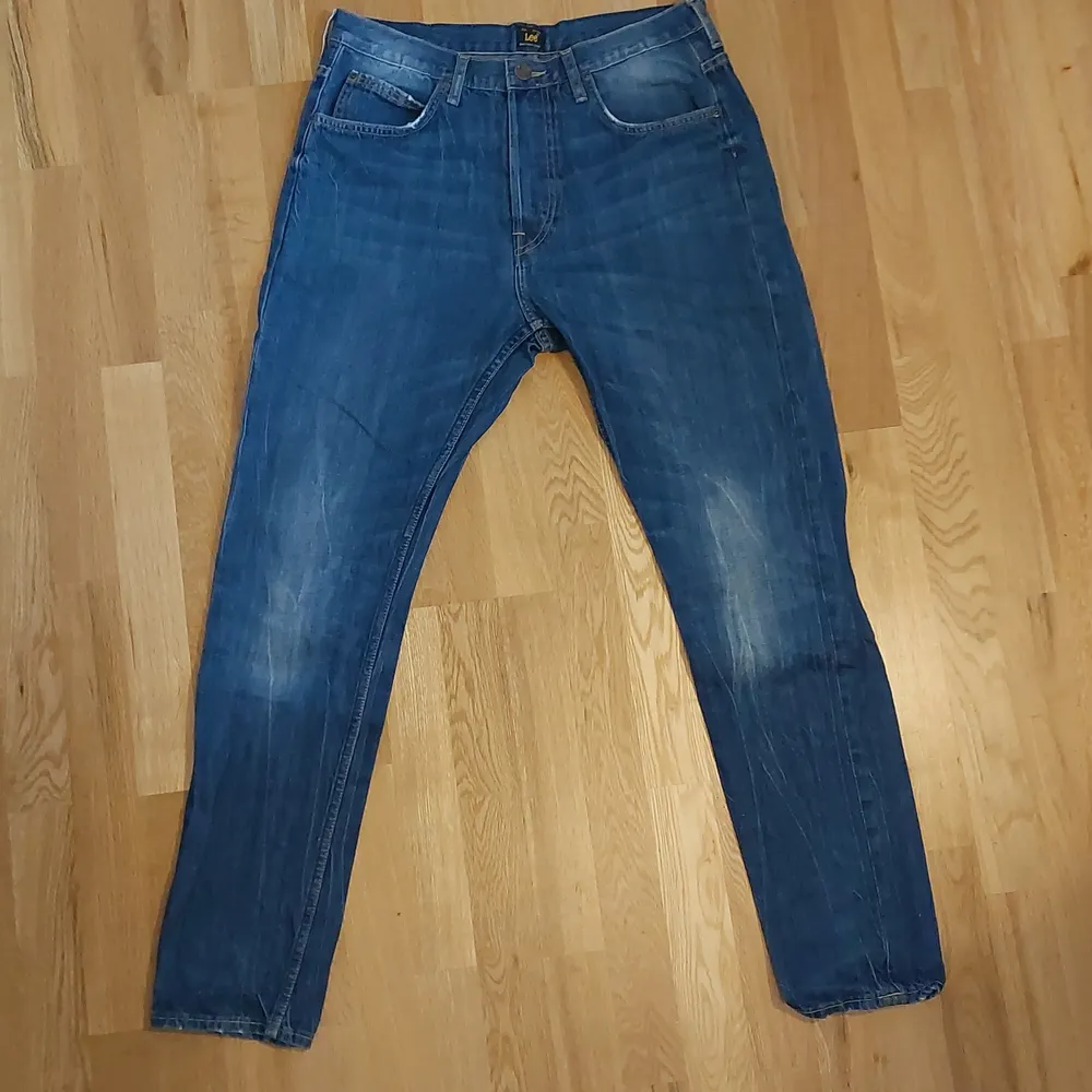 Bra skick då de inte använts. Slim fit jeans storlek W32 L32.. Jeans & Byxor.