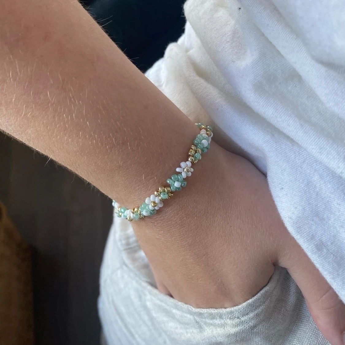 Handgjort pärlhalsband