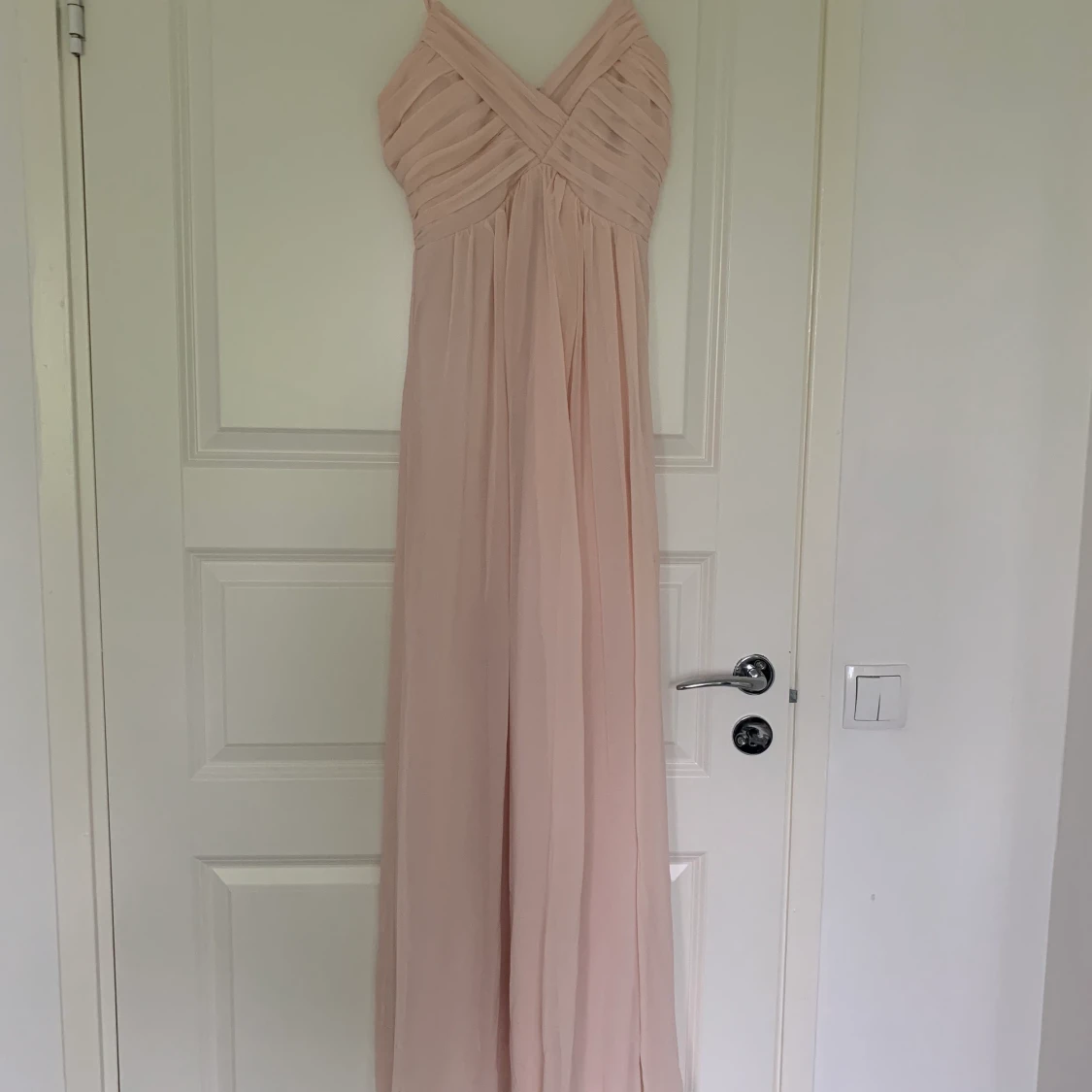 Ljusrosa sommar- och aftonklänning  - 90