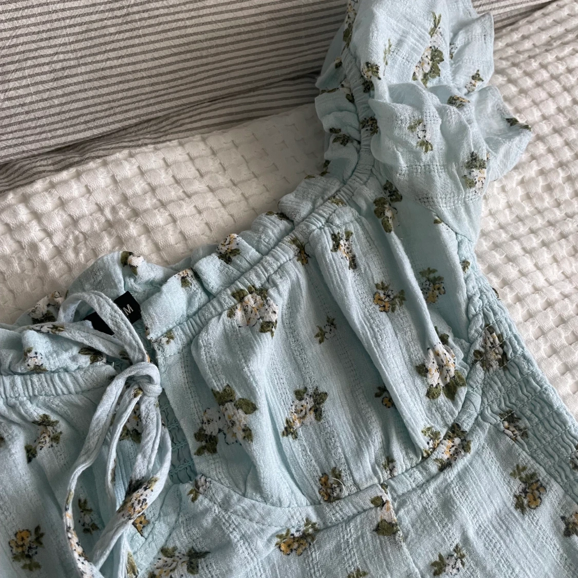 Blommig klänning - 91