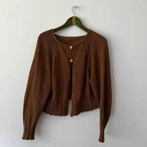 Kofta - Gullig brun kofta <3