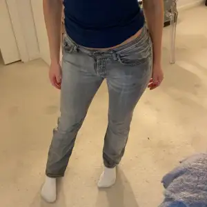 Trendiga jeans
