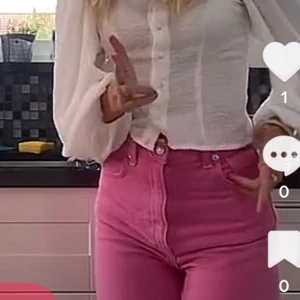 Rosa Jeans 💞 - Super fina jeans från Zara, säljer mycket pga flytt.. så pris går att diskutera. ❤️❤️