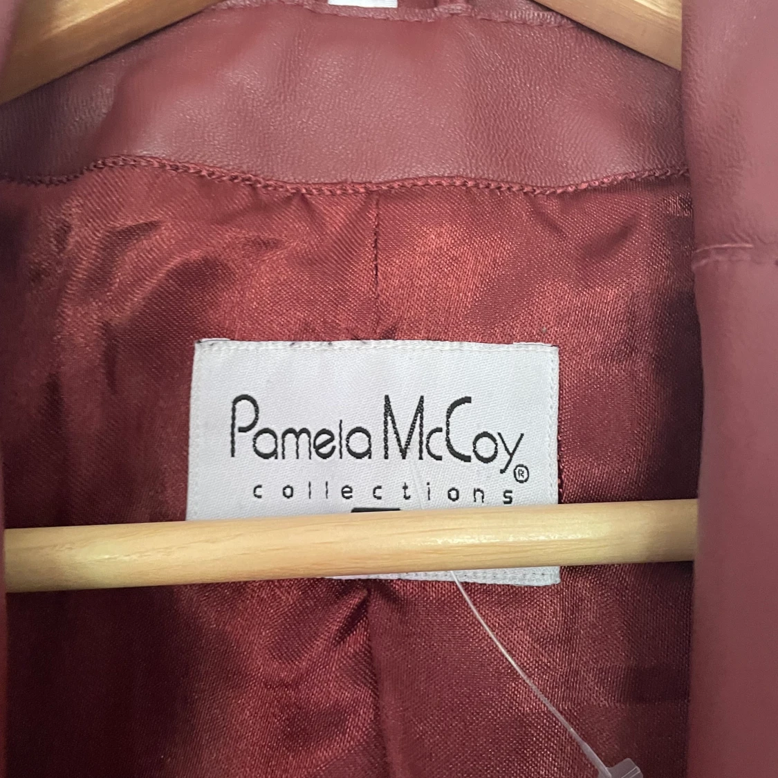 Vinröd läderjacka   - 91