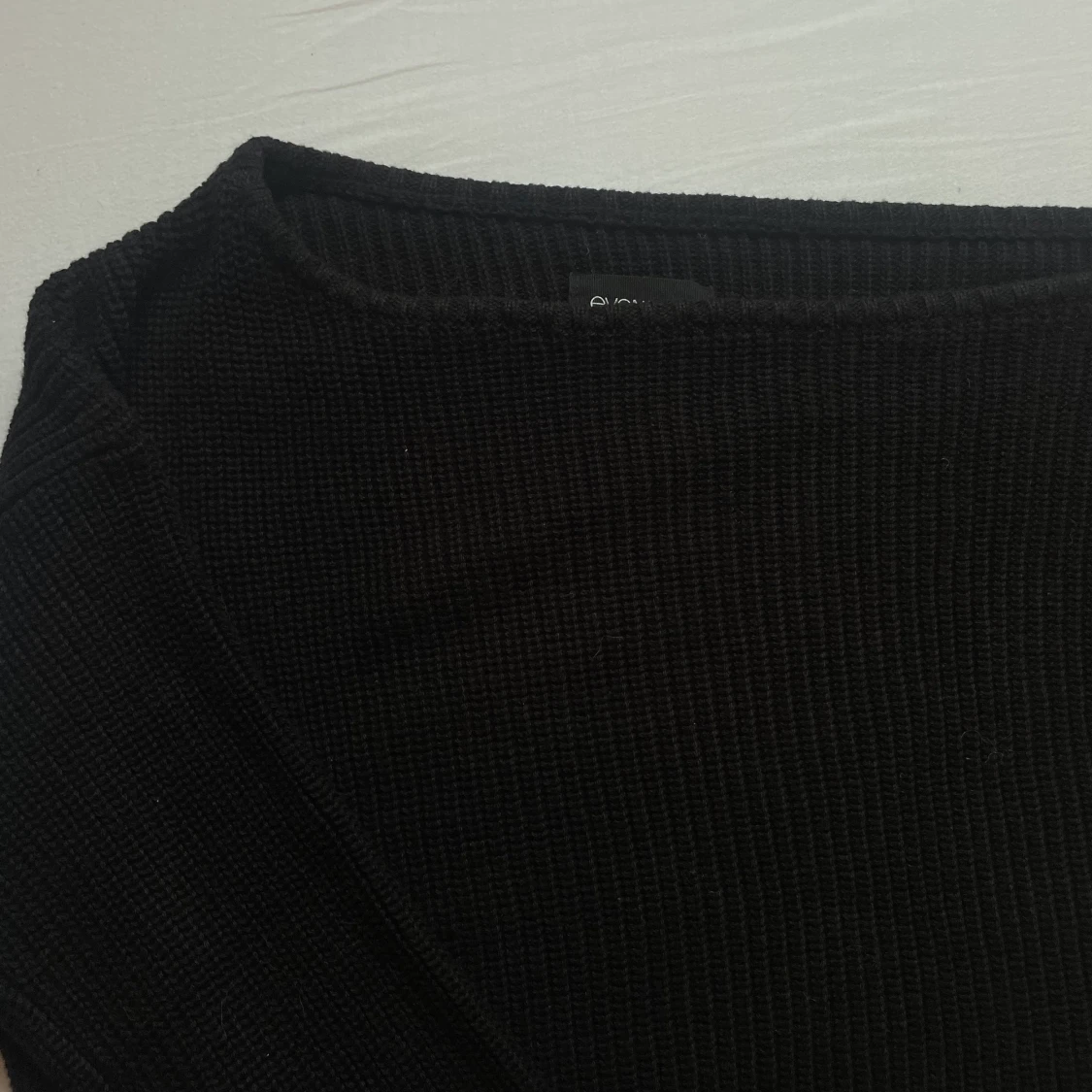 Svart stickad tröja - 90