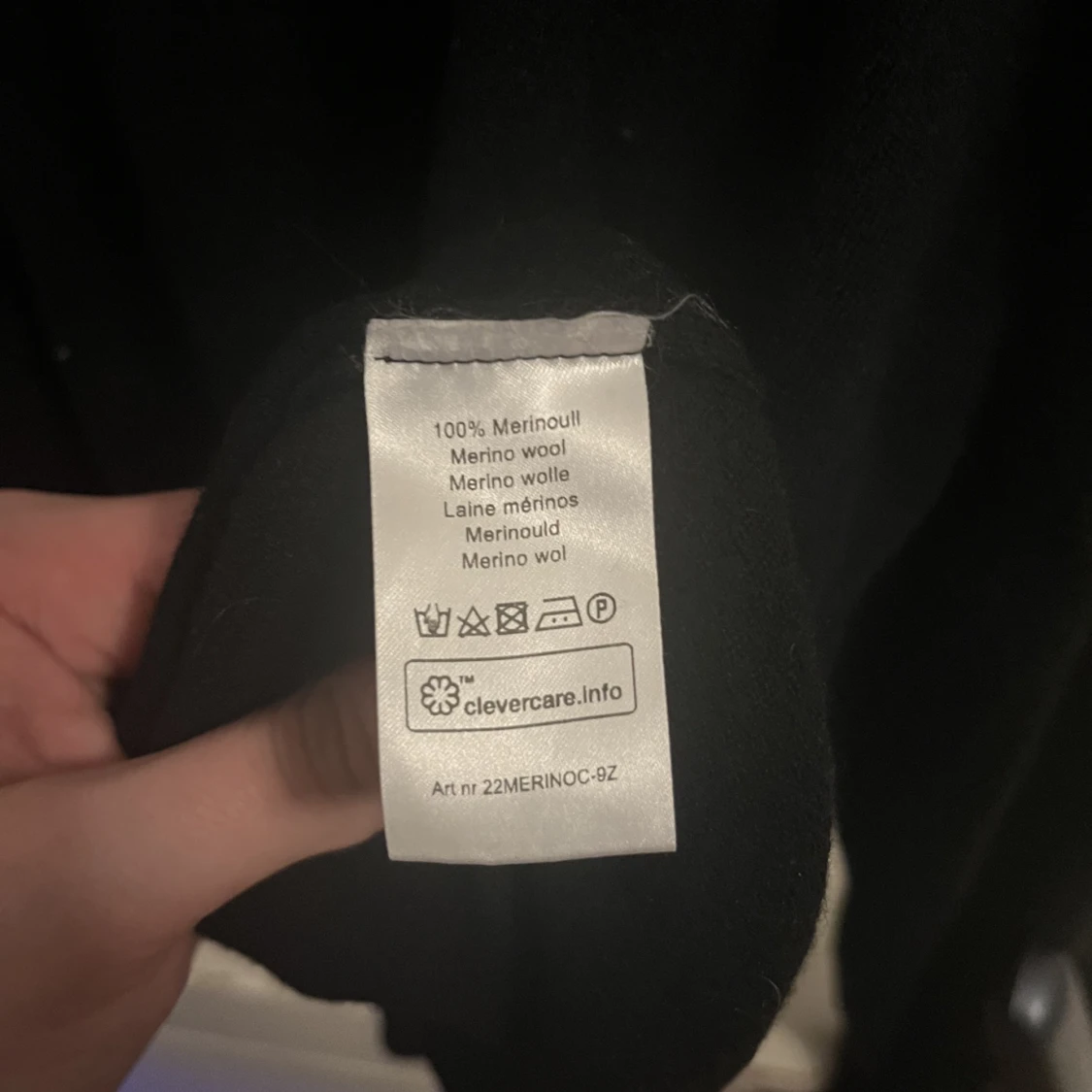 Merinoulltröja (Nypris: 1399kr) - 90