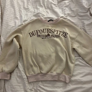 Collegetröja  - Storlek S