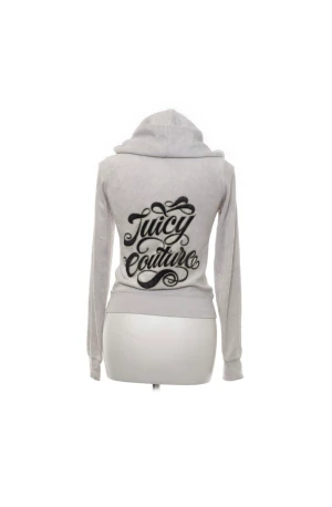 Juicy couture  - En vintage juicy kofta. Köpt på sellpy för 600kr. Använd en gång. Skriv för fler bilder 