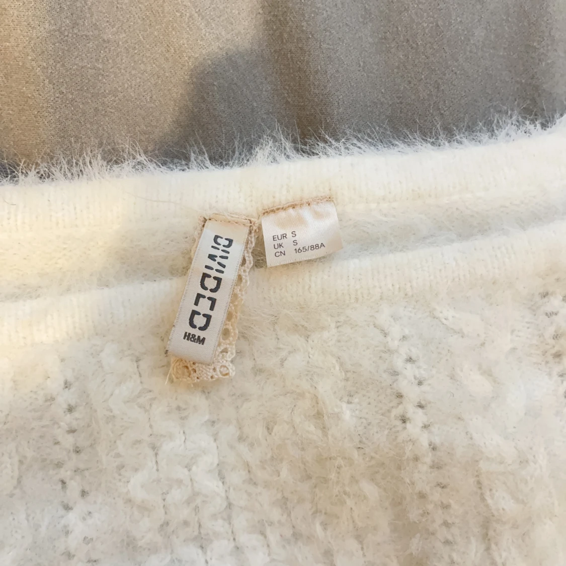 Stickad  tröja  - 91