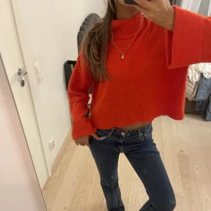 Polo tröja  - Såååå härlig polotröja med perfekt passform! Älskar färgen 