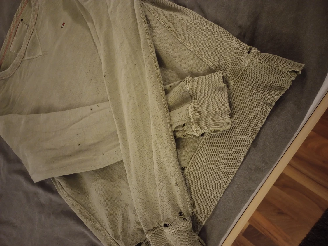 Tommy Hilfiger sweatshirt  - 90