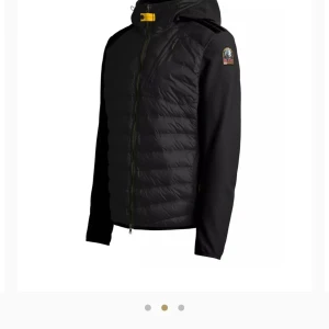 Parajumpers Nolan - svart -  Parajumpers Nolan - svart Helt ny Kvitto/äkthetsbevis finns  Storlek M  Fler bilder kan ordnas vid intresse.